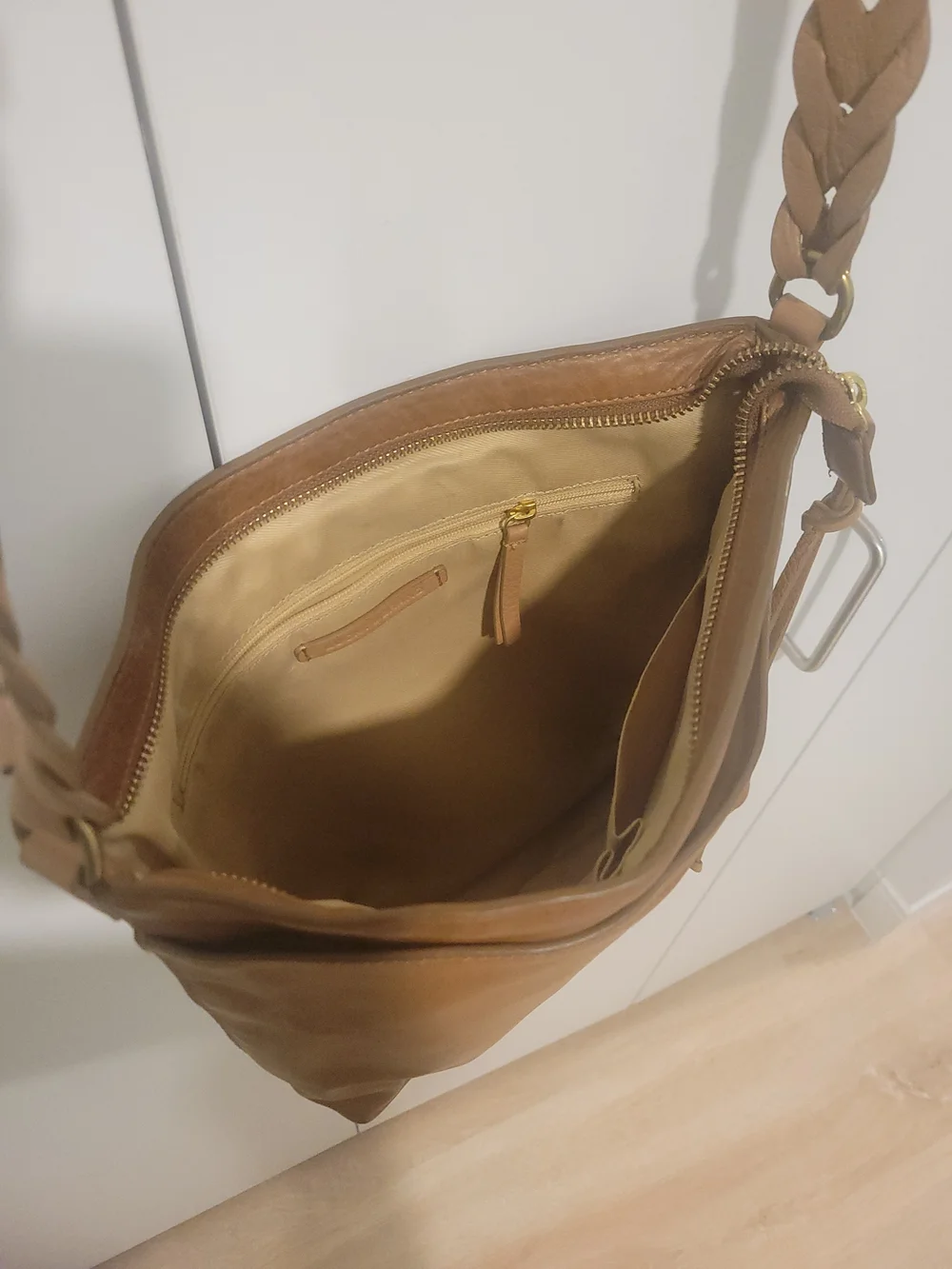 Lucky Brand Tan Leather Crossbody Bag with Adjustable Strap
